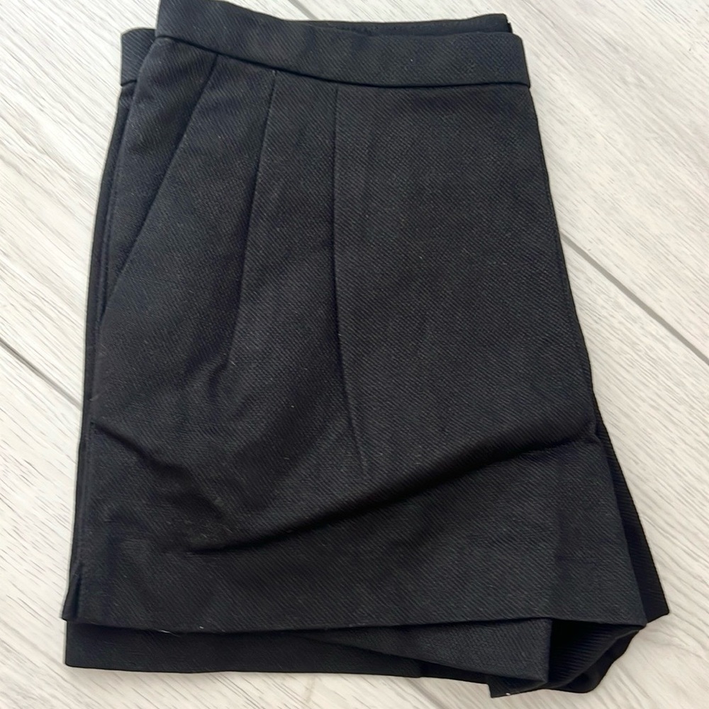 NWT,J.Crew, Gorgeous Side-Zip Shorts Soft Noir, Size 4